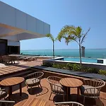 Opala No Meireles - Privativo E Sala Ampla * Fortaleza (Ceara)