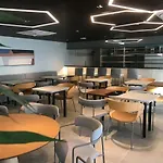 Apartamento Opala No Meireles - Privativo E Sala Ampla *